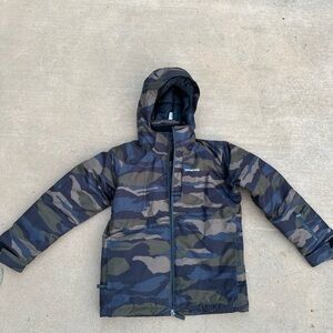 Patagonia youth size M (10) snowshot ski jacket
